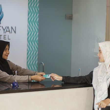 Sofyan Hotel Soepomo Jakarta Exterior photo